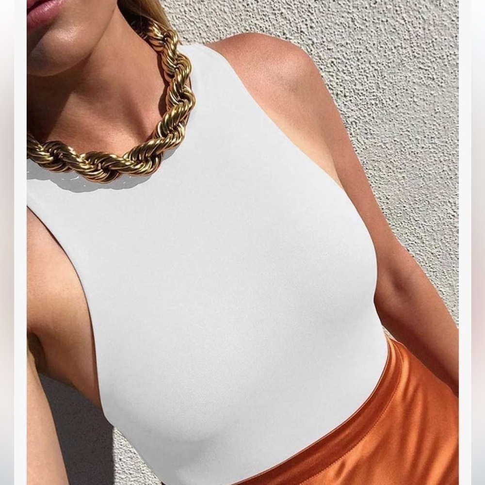 NWT ReoRia High Neck Racerback Sleeveless Bodysuit Tank Top White Size XL - Picture 3 of 9